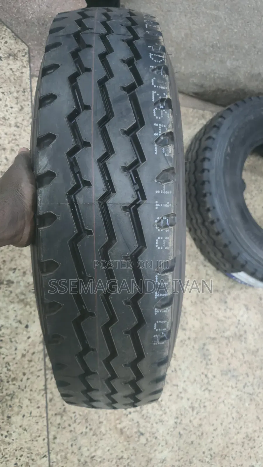 750r16 Coater and Canter Highway Front 14 Ply Tyres