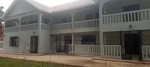 10bdrm Mansion in Bugolobi Luthuli, Nakawa for rent