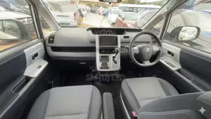 Toyota Noah 2013 White