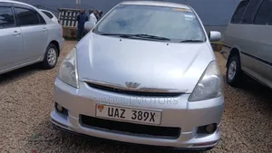 Toyota Wish 2007 Silver