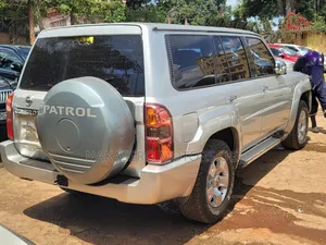 Nissan Patrol 2017 Silver