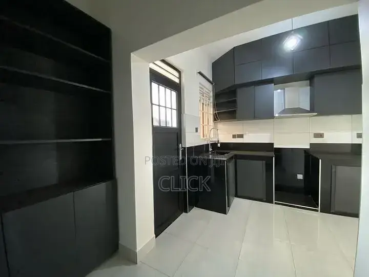 2bdrm Apartment in Makindye for rent