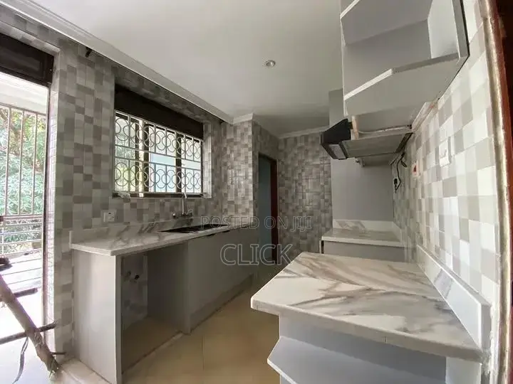 2bdrm Apartment in Makindye for rent