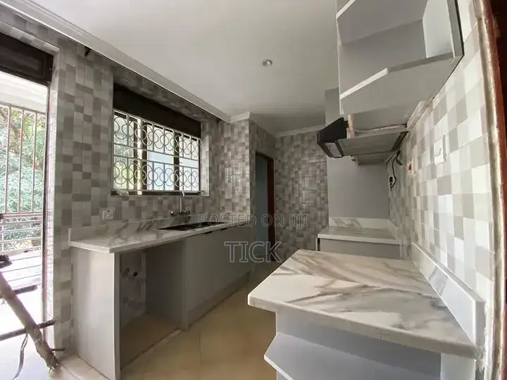 2bdrm Apartment in Makindye for rent