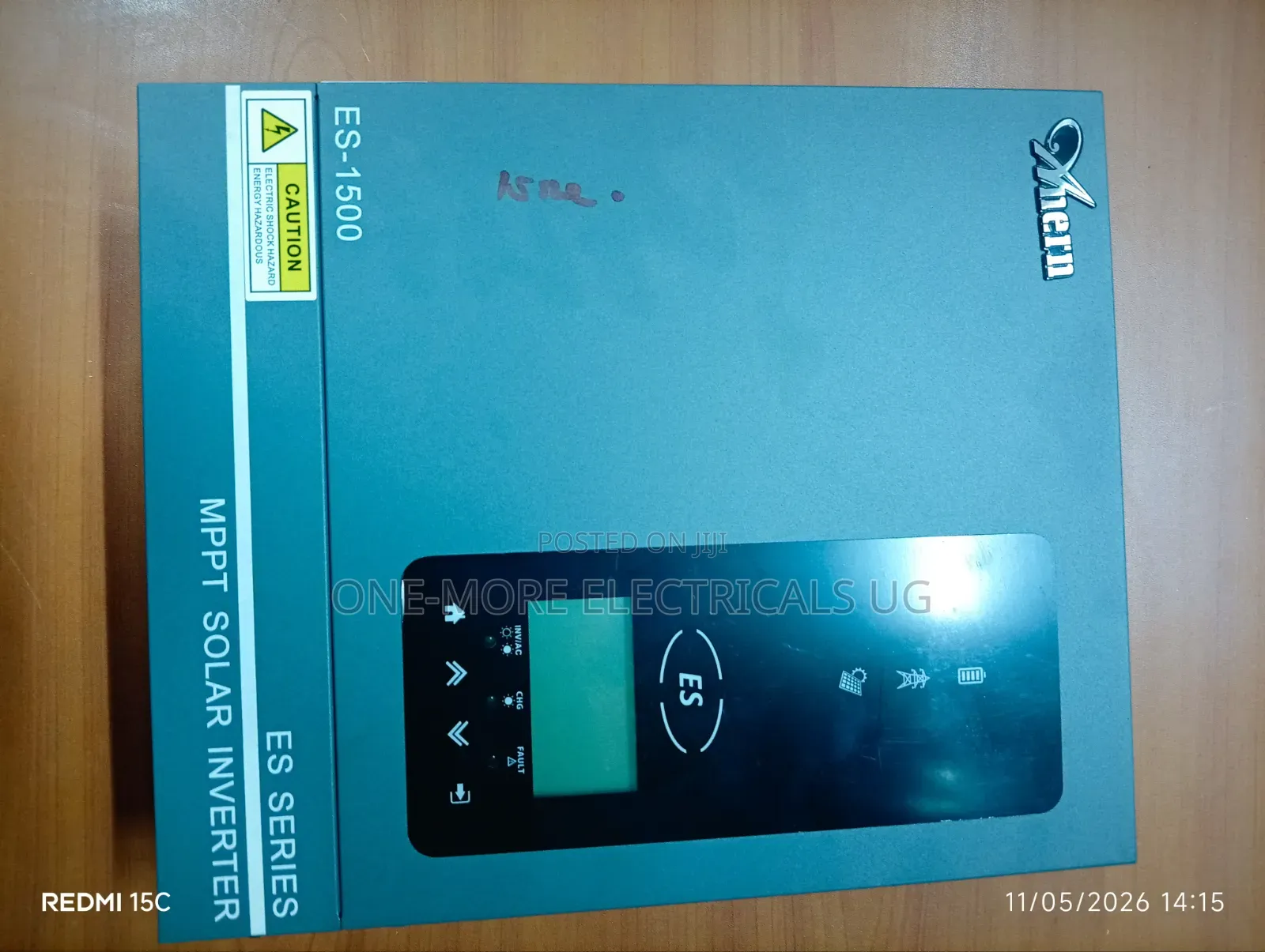 Smart Hybrid Inverter 1500va/24volts