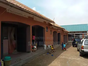 10bdrm Duplex in Nansana, Central Division for sale