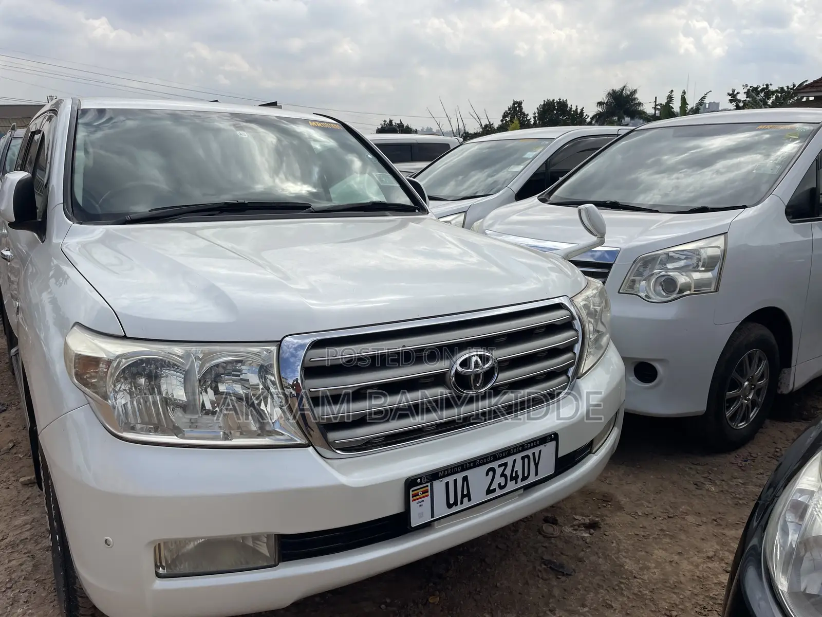 Toyota Land Cruiser 2015 White
