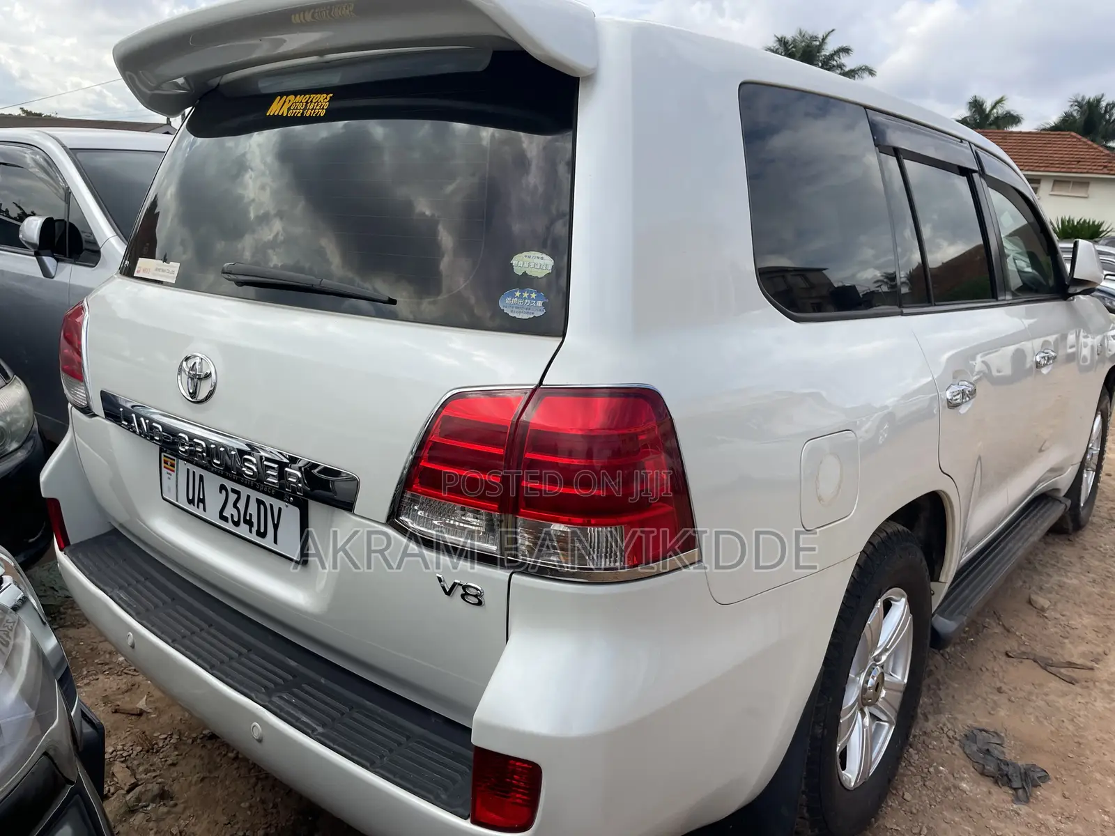 Toyota Land Cruiser 2015 White