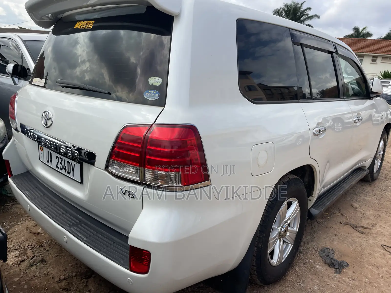 Toyota Land Cruiser 2015 White