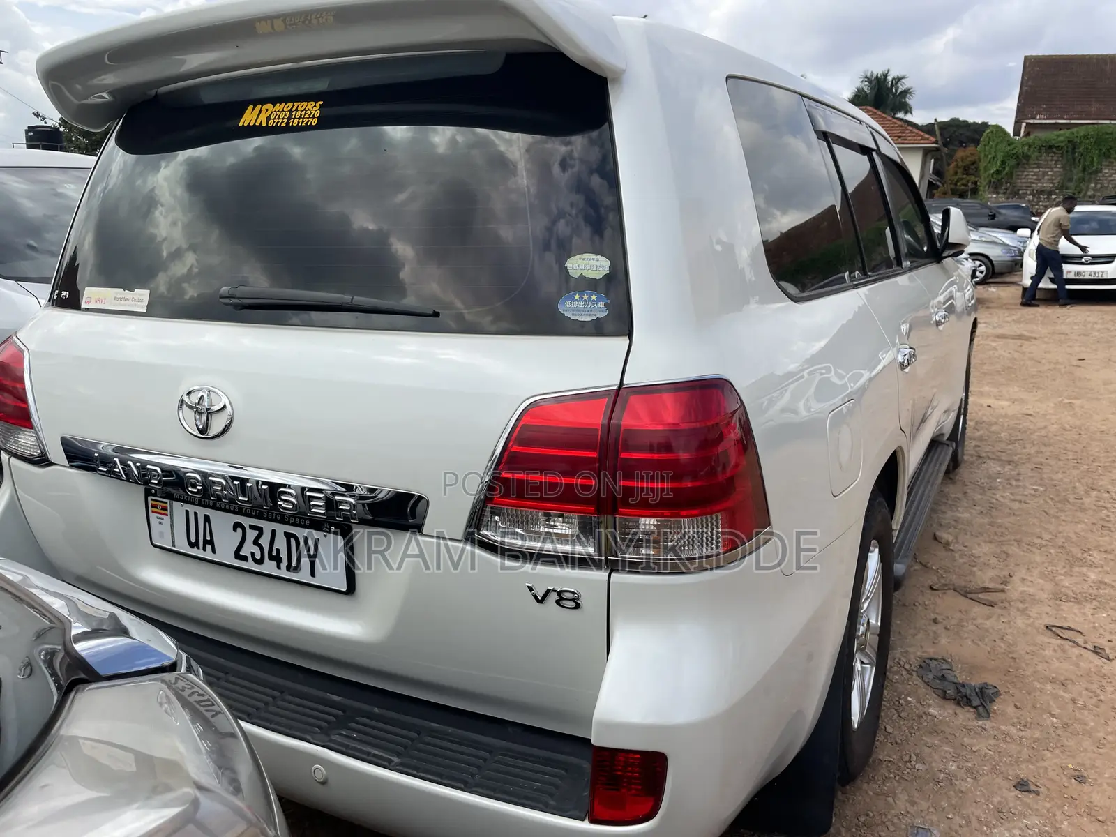 Toyota Land Cruiser 2015 White