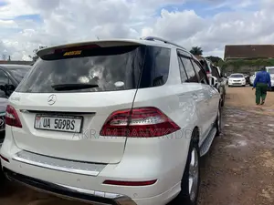 Mercedes-Benz M Class 2015 White