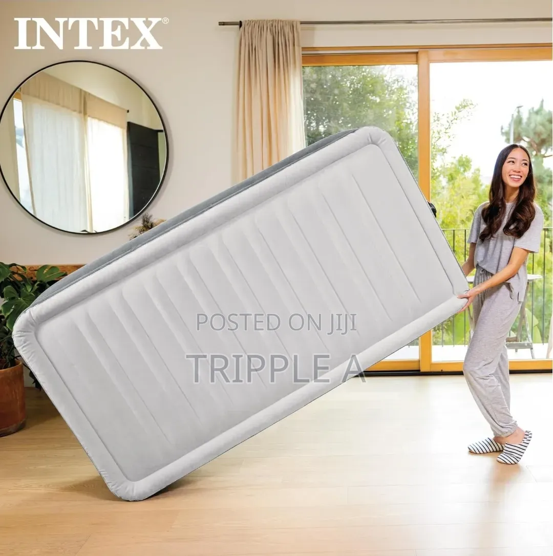 Intex Dura Beam Deluxe Comfort Plush Airbed