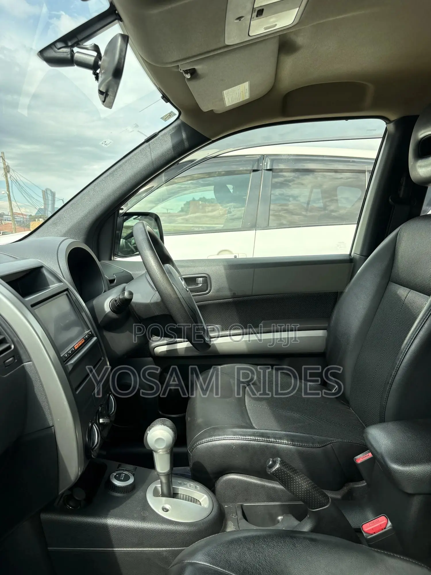 Nissan X-Trail 2.0 Petrol XE 2010 Silver