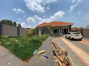 4bdrm Duplex in Kisaasi, Nakawa for sale