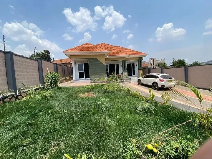 4bdrm Duplex in Kisaasi, Nakawa for sale