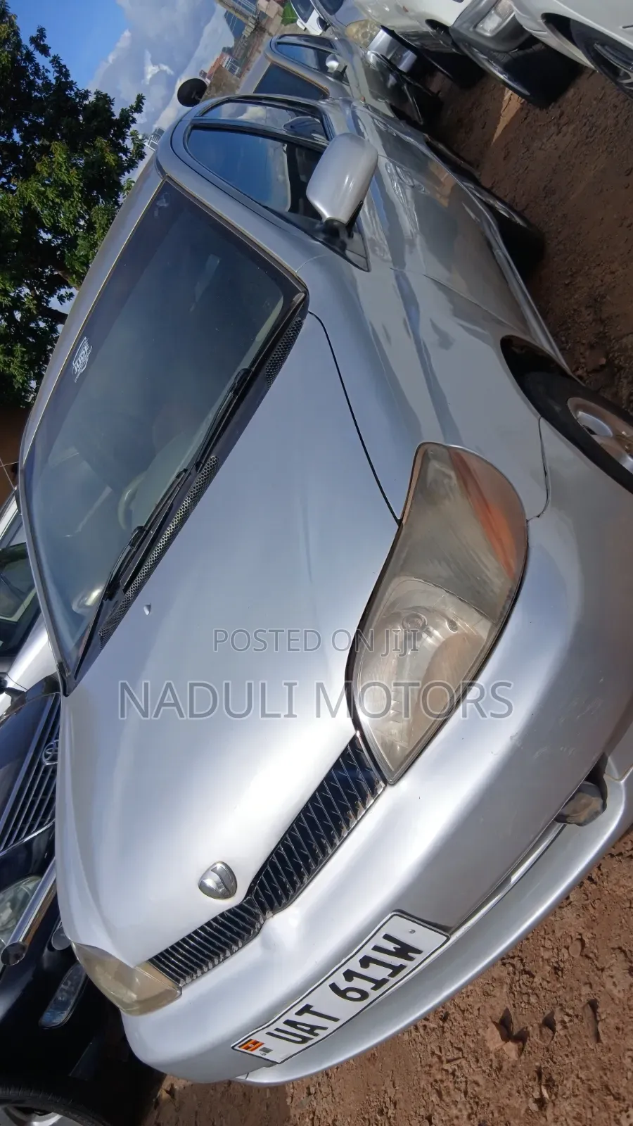 Toyota Platz 2000 Silver