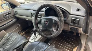 Subaru Forester SF 2.5 L 2002 Silver