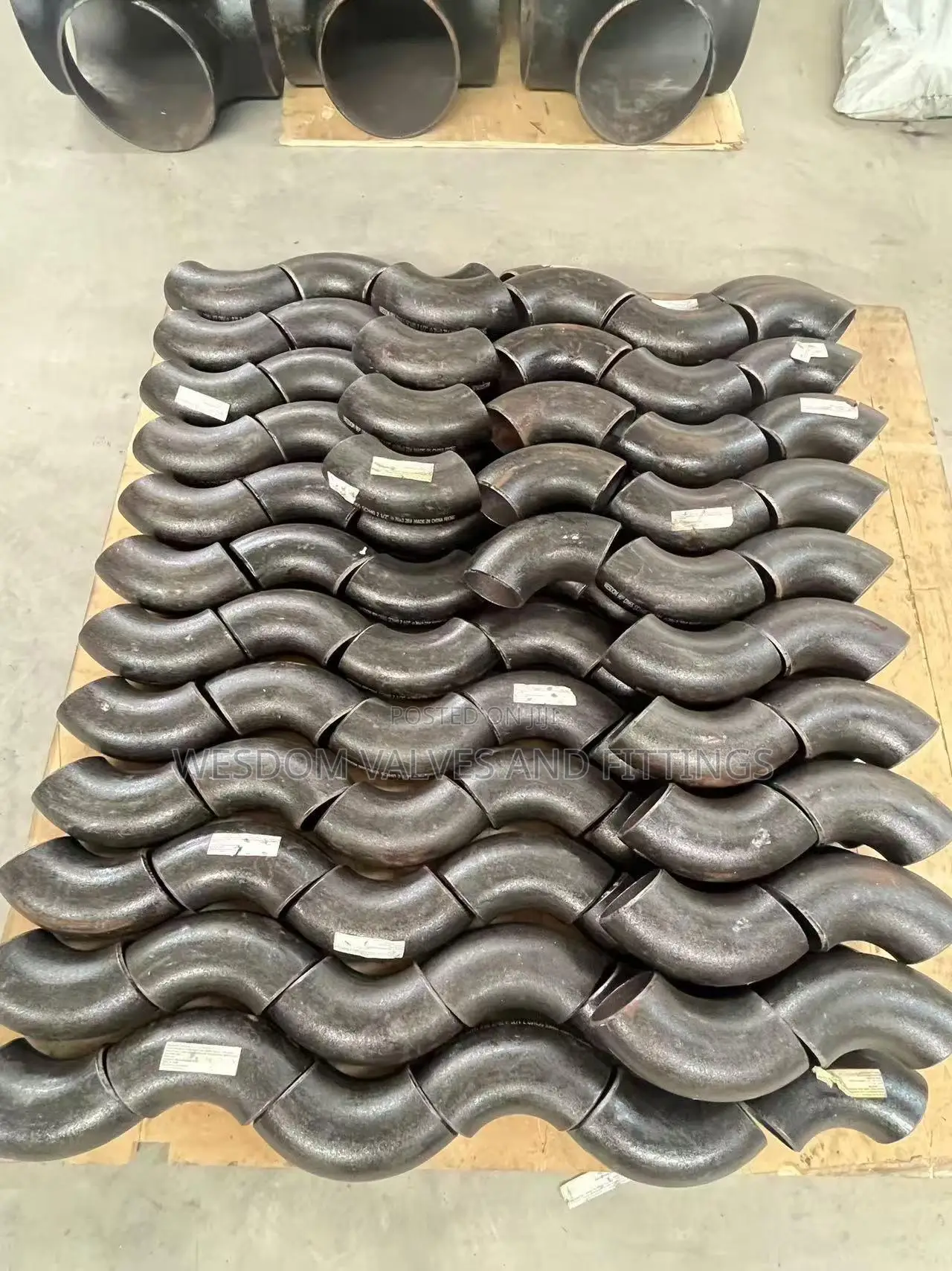 21⁄2" (Dn65) 90° Welding Elbow Sch40 20# Carbon Steel | in Stock 正文