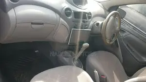 Toyota Platz 2000 Silver