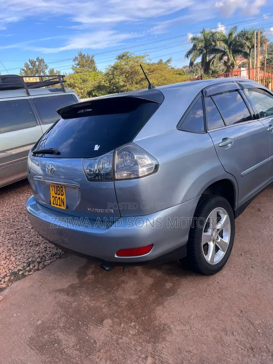Toyota Harrier 2.4 4WD 2009 Blue