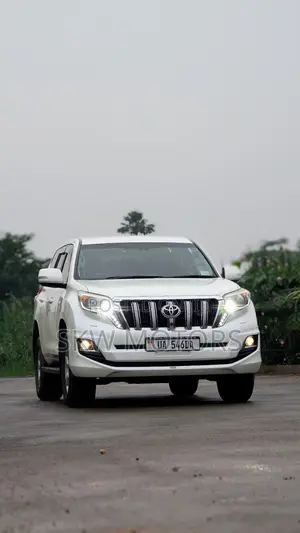 Toyota Land Cruiser Prado 2016 White