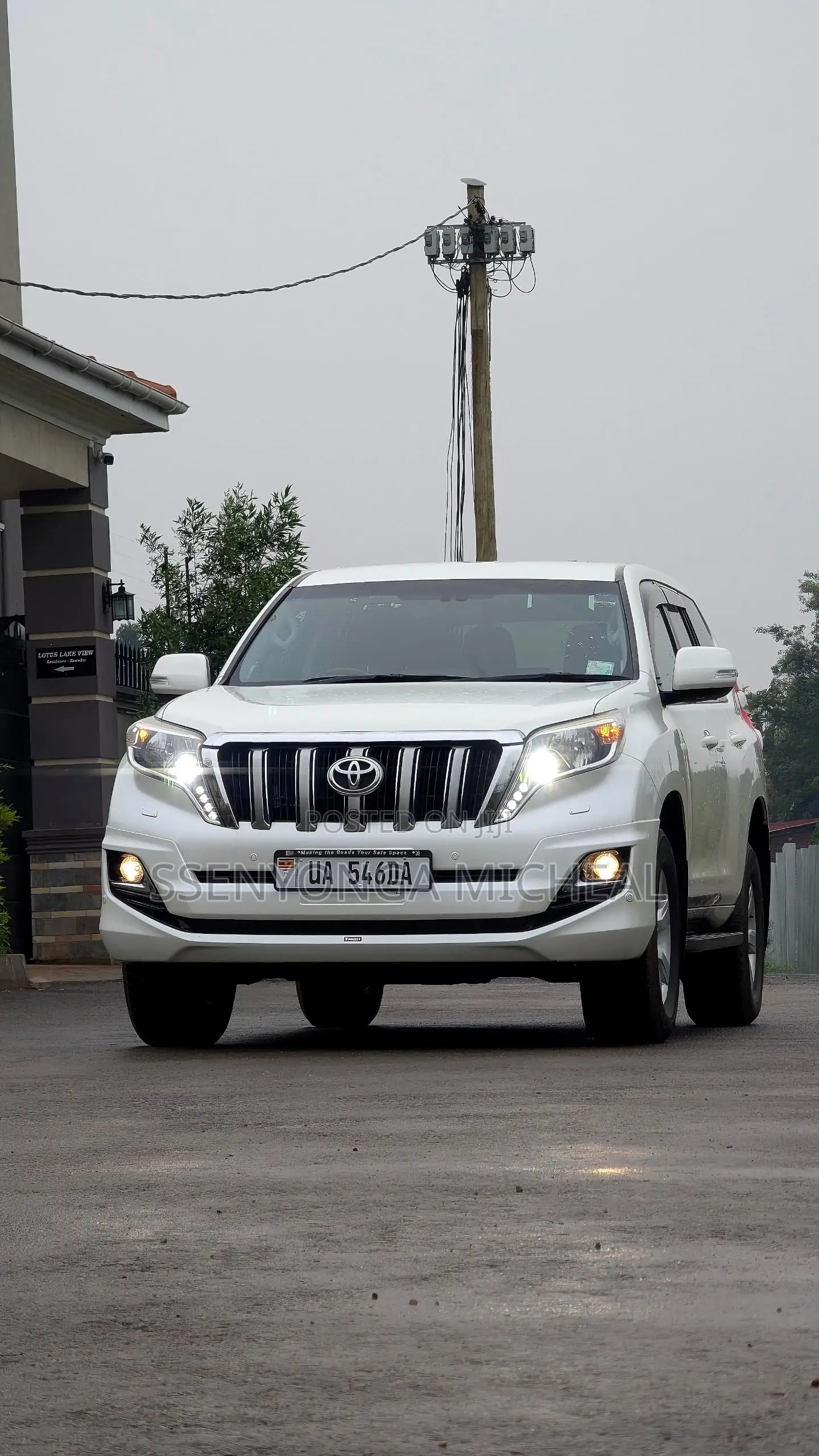 Toyota Land Cruiser Prado 2016 White