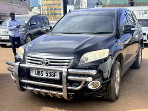 Toyota Vanguard 2011 Black