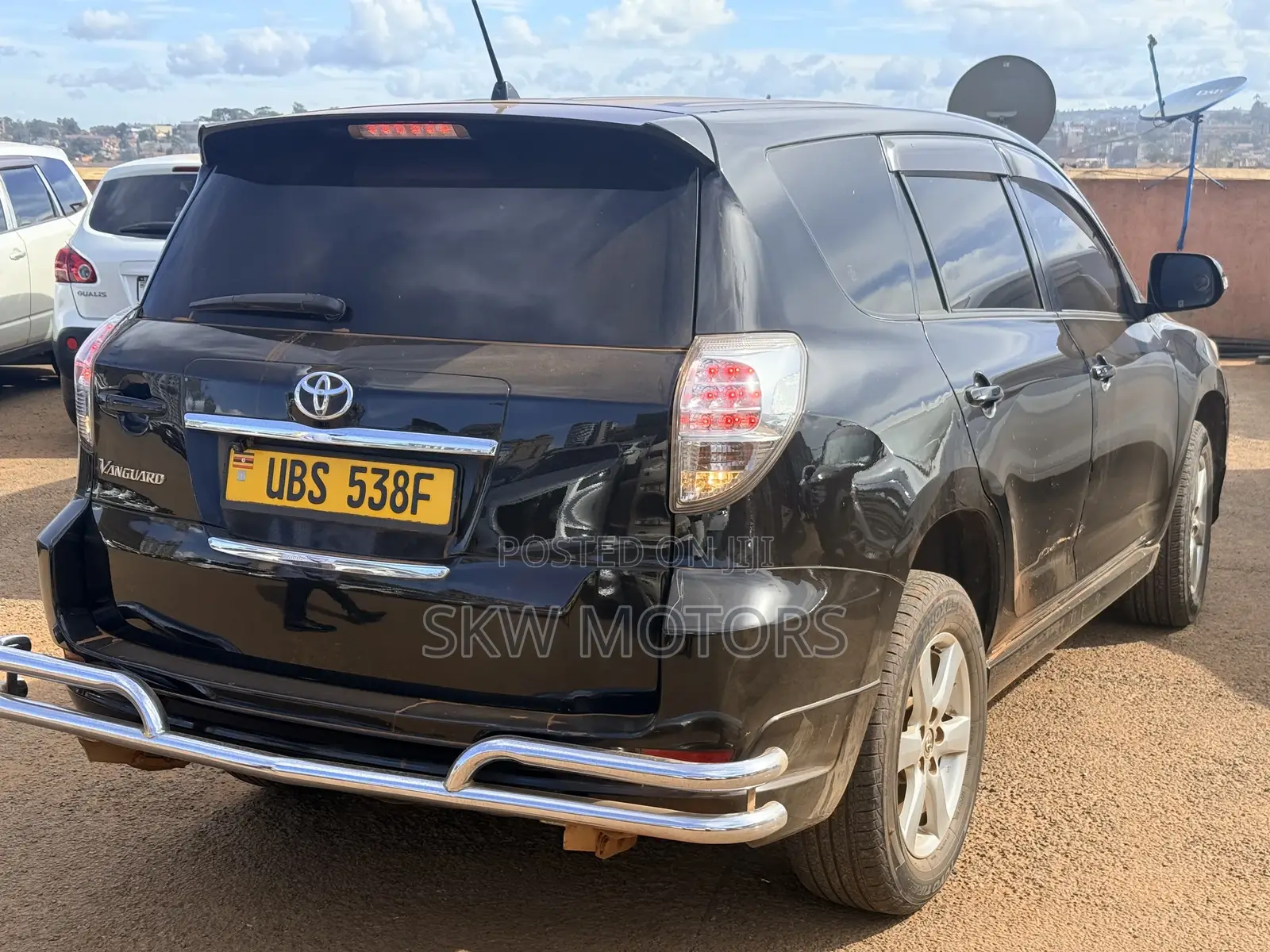 Toyota Vanguard 2011 Black
