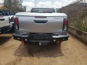 Toyota Hilux 2018 Silver