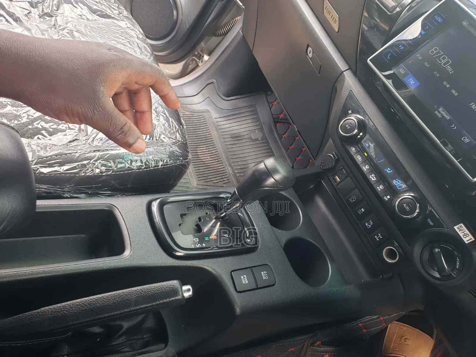Toyota Hilux 2018 Silver