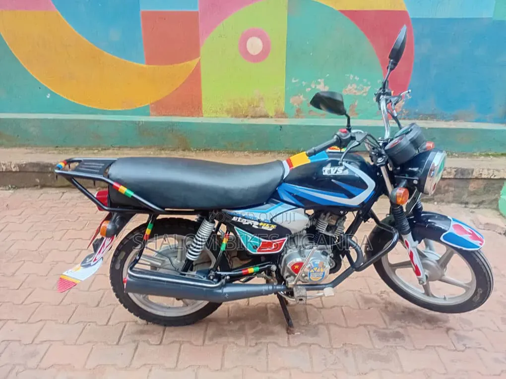 TVS HLX 125 2022 Red