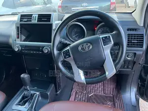 Toyota Land Cruiser Prado 3.0 TD 2013 Gray