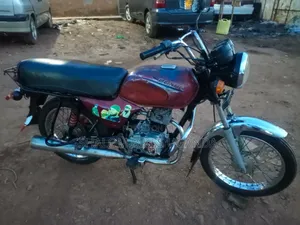 Bajaj Boxer 100 2017 Red