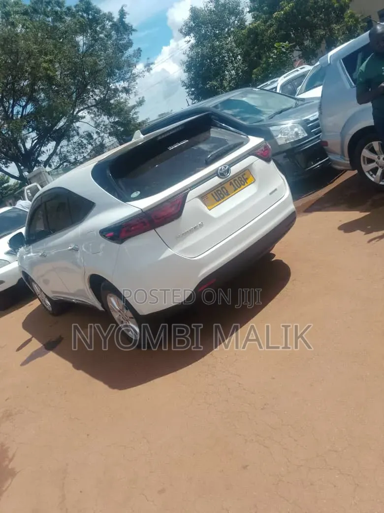 Toyota Harrier 2017 White