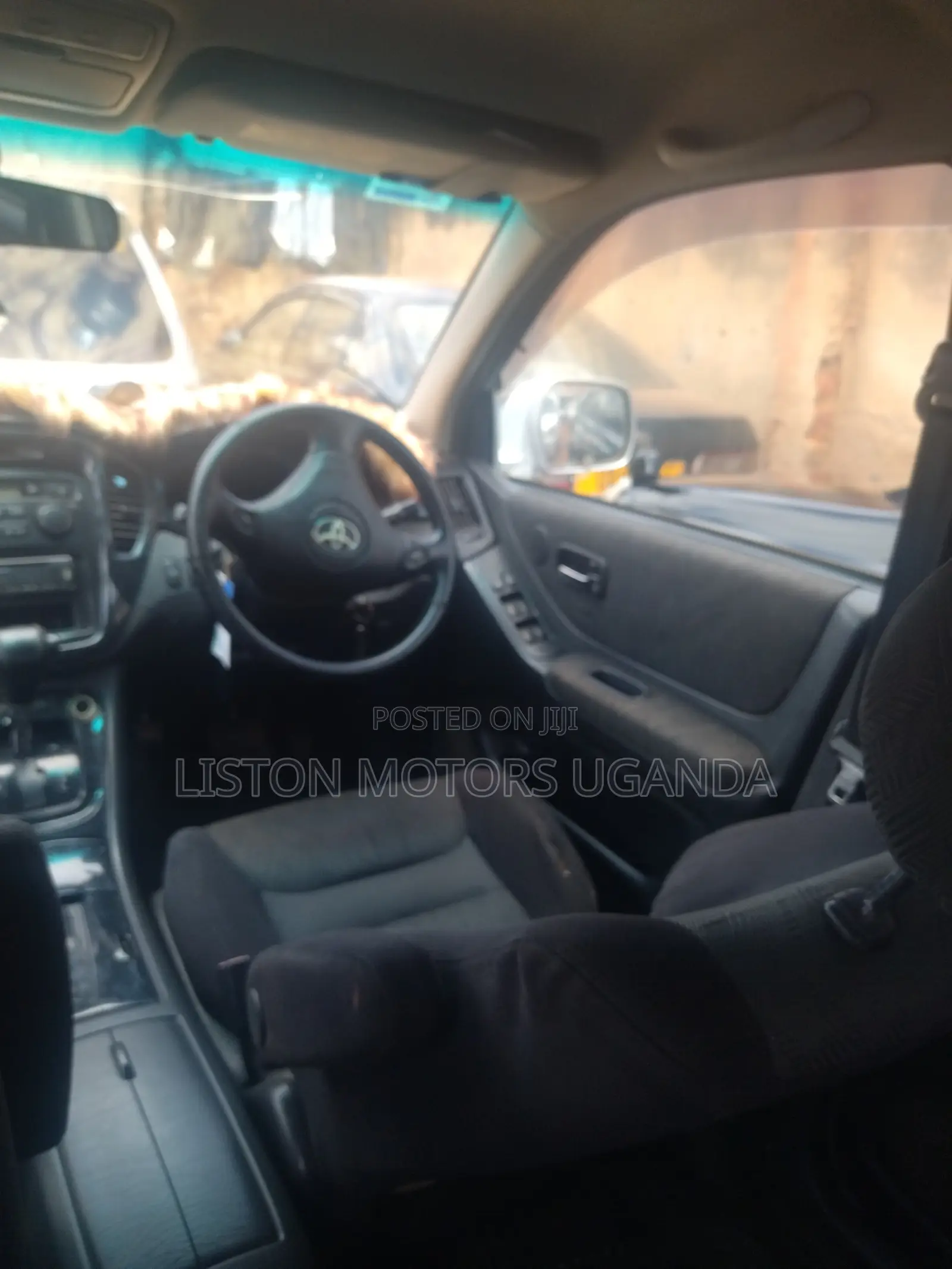 Toyota Kluger 2002 Silver