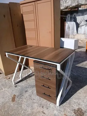 Metallic Office Table/Office Table/Reading Desk/Offices Tables52