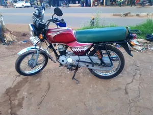 Bajaj Boxer 100 2024 Red