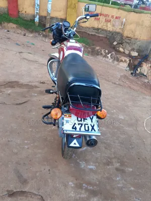 Bajaj Boxer 100 2024 Red