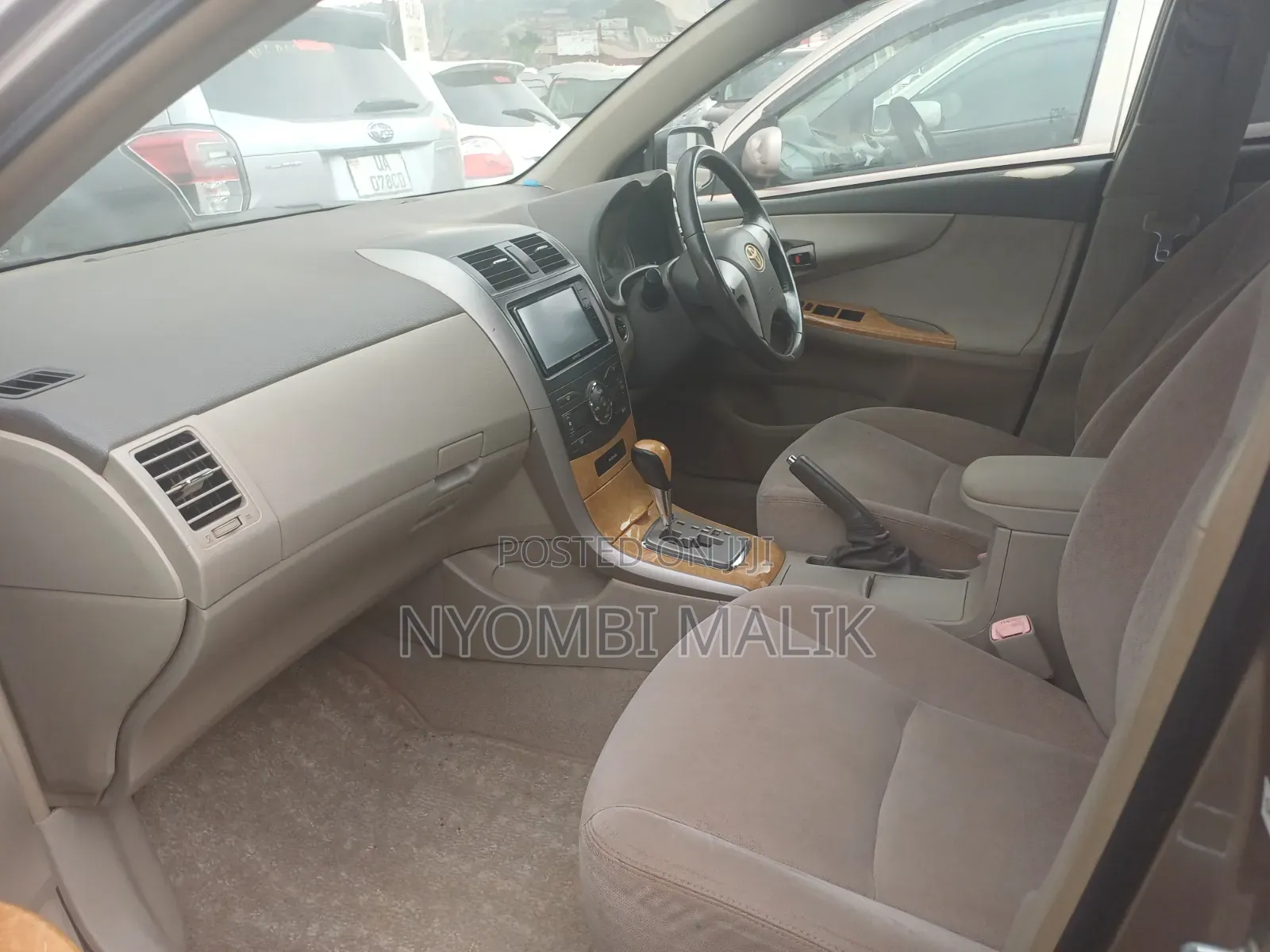 Toyota Axio 2009 Gold