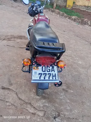 Bajaj Boxer 100 2024 Red