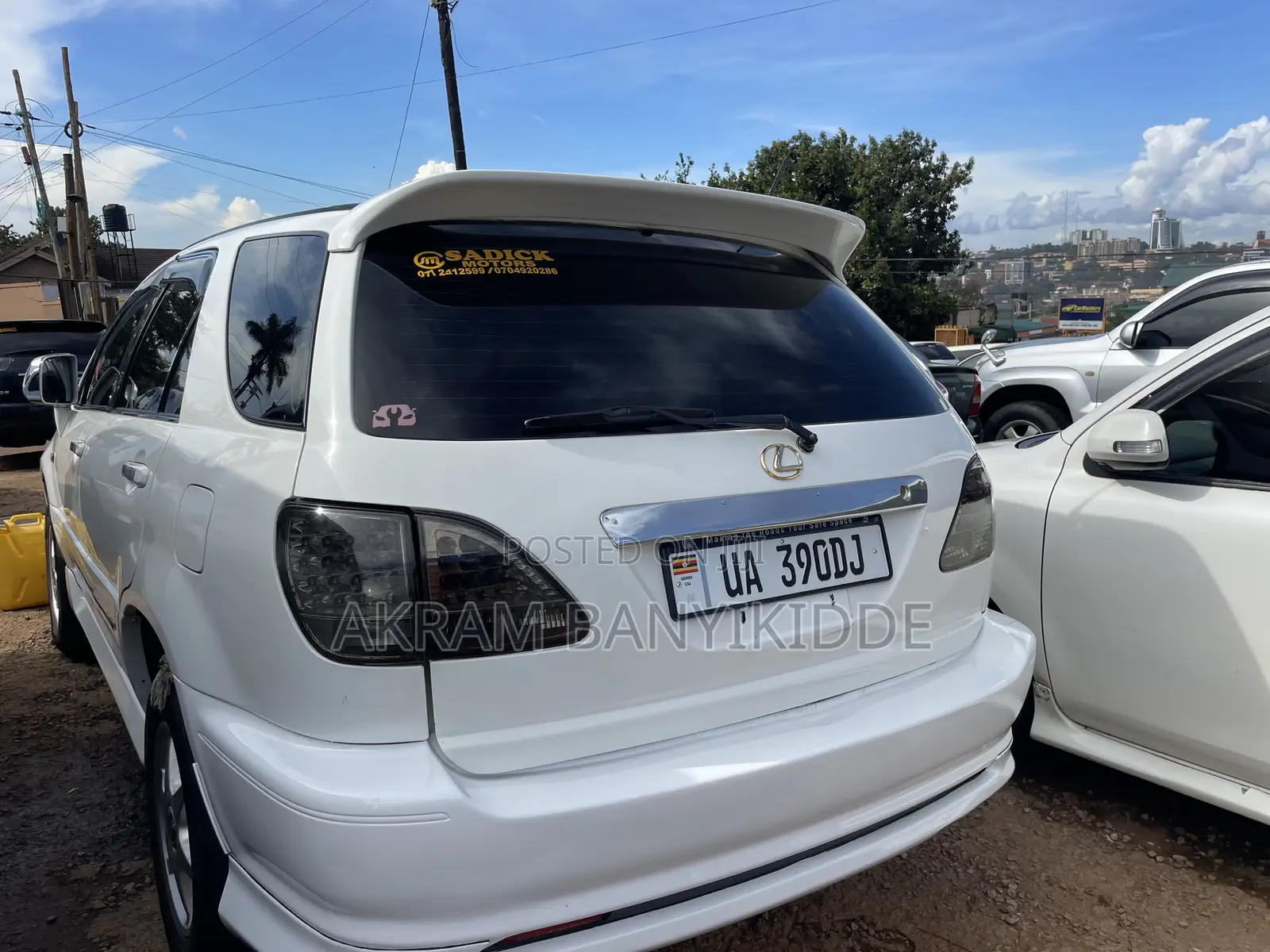 Toyota Harrier 2001 White