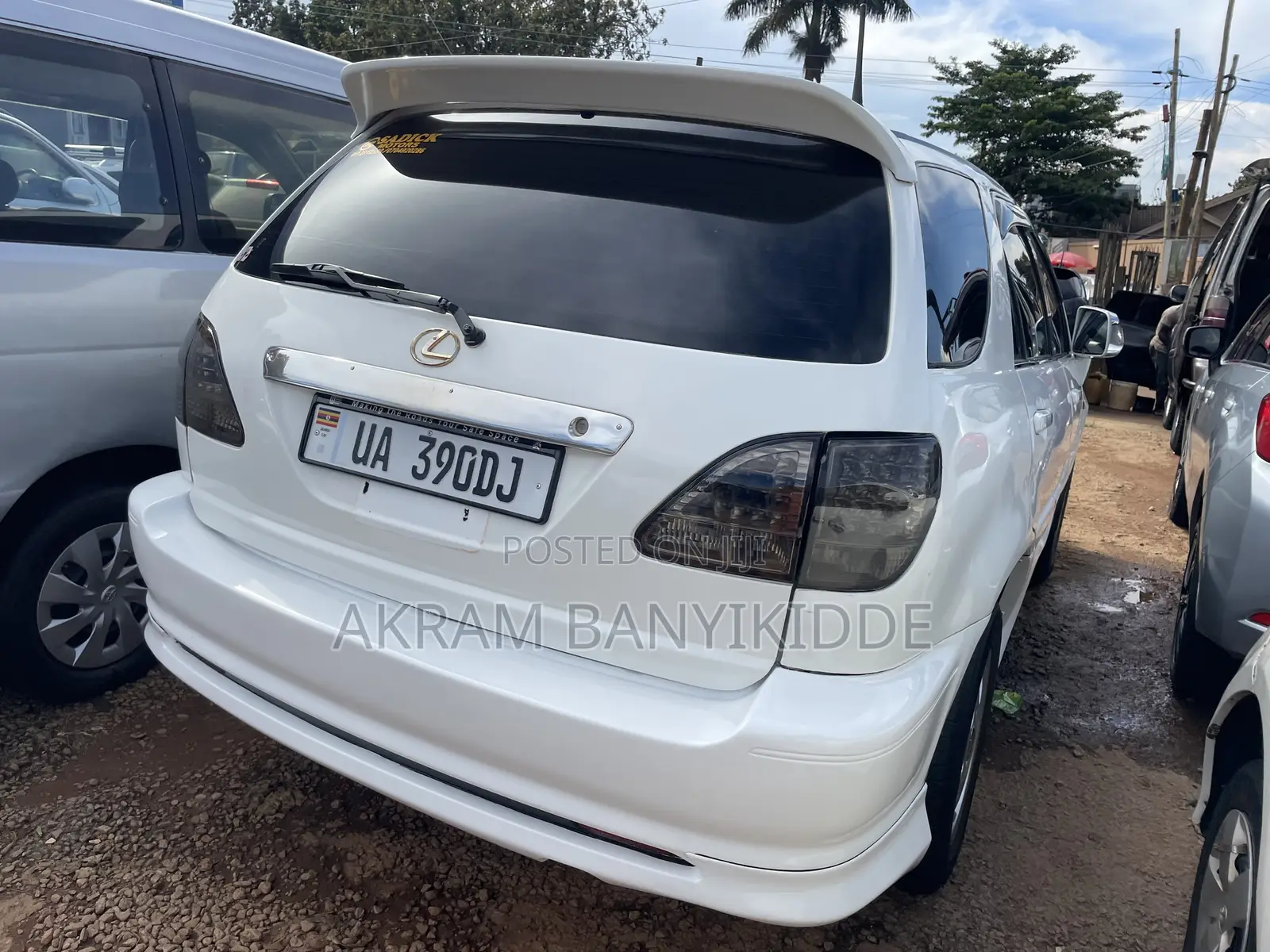 Toyota Harrier 2001 White