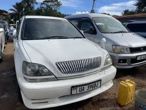 Toyota Harrier 2001 White