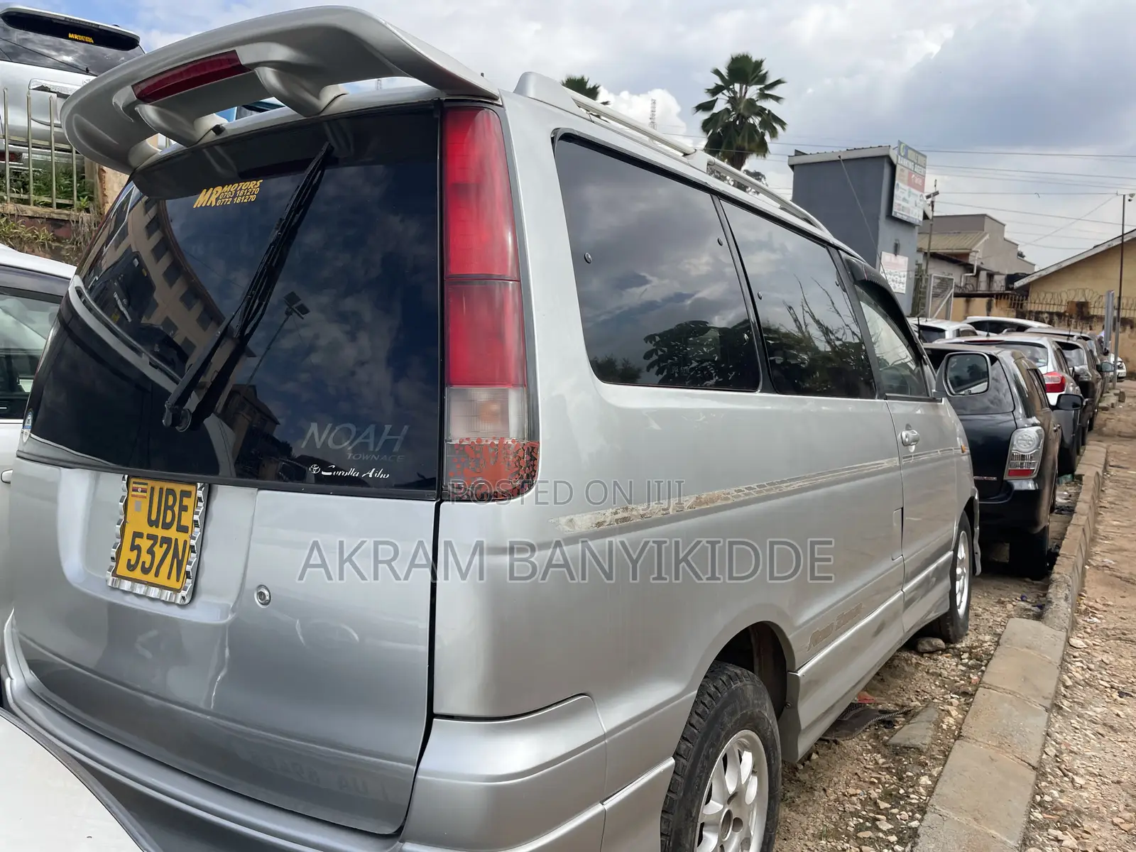 Toyota Noah 2002 Silver