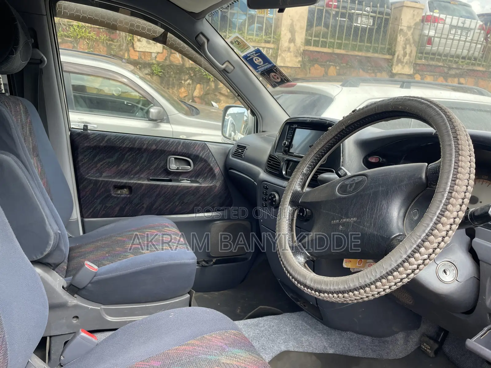 Toyota Noah 2002 Silver