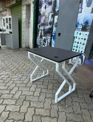 Metallic Office Table/Office Table/Reading Desk/Offices Tables83