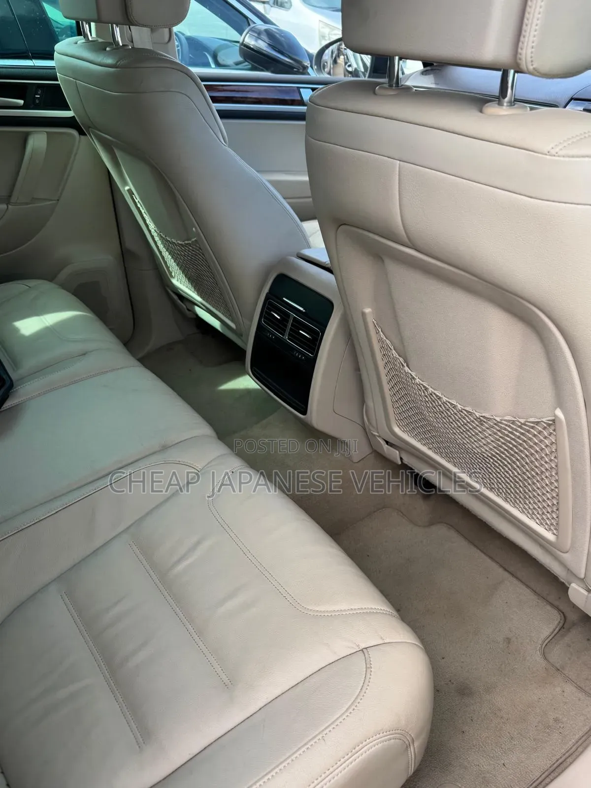 Volkswagen Touareg V6 Sport with Navigation 2013 Black