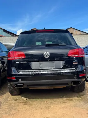 Volkswagen Touareg V6 Sport with Navigation 2013 Black