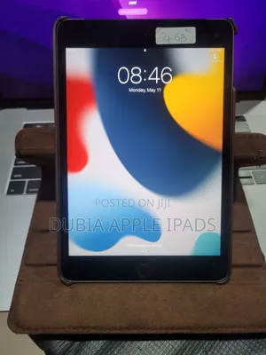 Apple iPad mini 4 64 GB Silver