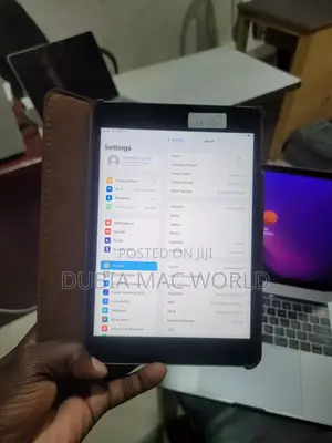 Apple iPad mini 4 64 GB Silver